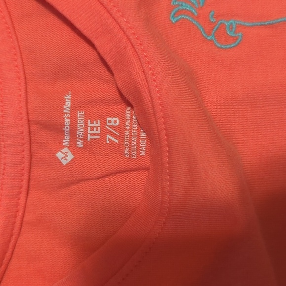 Girls T-shirt. 3/$15 - Picture 5 of 5